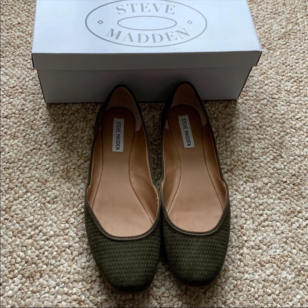 Steve Madden flats